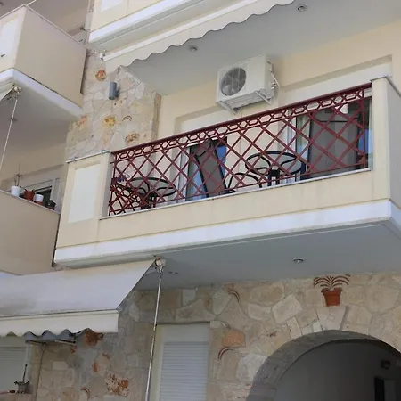 Lefko Apartment *